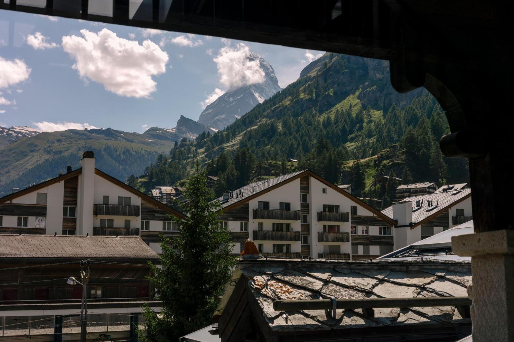 Hotel Schlosshouse Wellbeing Rooms&suites Zermatt